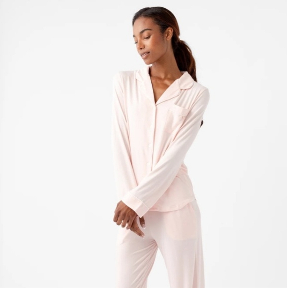 Cozy Earth Bamboo Stretch-Knit Classic Long Sleeve Pajama Top In Blossom